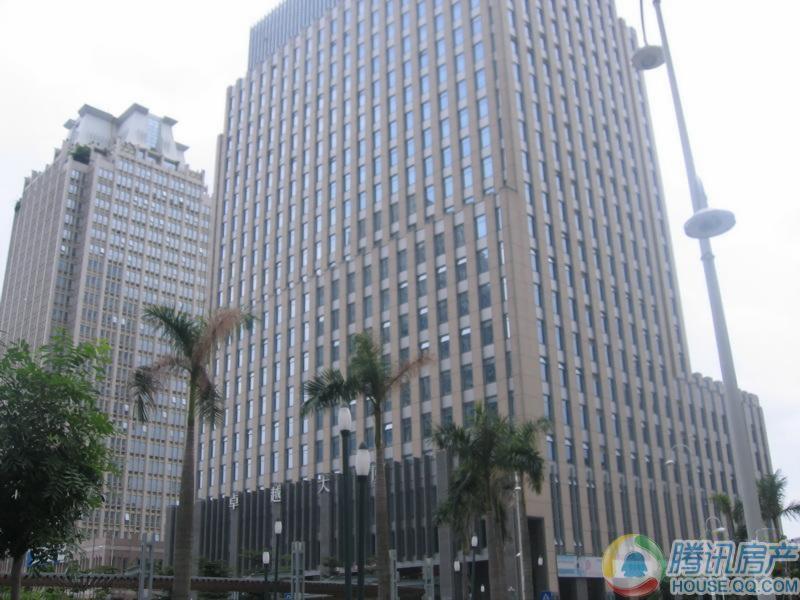 > 卓越大厦外景图